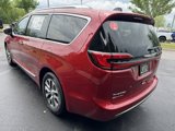 New 2025 Chrysler Pacifica Pinnacle image 5