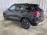 Used 2025 Chevrolet TrailBlazer LT image 4