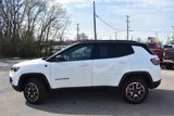 Used 2025 Jeep Compass Trailhawk image 3