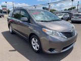 Used 2013 Toyota Sienna LE image 4