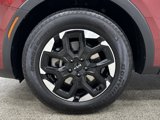 Used 2025 Kia Sorento S w/ Panoramic Sunroof Package image 2