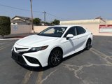 Used 2023 Toyota Camry SE image 2