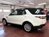 Used 2019 Land Rover Discovery HSE image 2