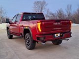 Used 2024 GMC Sierra 2500 AT4 image 3