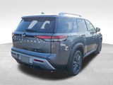New 2025 Nissan Pathfinder SL w/ SL Premium Package image 3