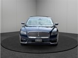 Used 2017 Lincoln Continental Select image 3