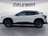 New 2026 Chevrolet Trax RS w/ Driver Confidence Package image 2