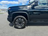 Used 2024 Chevrolet Silverado 3500 LTZ w/ LTZ Plus Package image 2