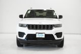 Certified 2023 Jeep Grand Cherokee Laredo image 3