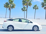 Used 2018 Toyota Prius image 3