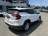 Used 2024 GMC Terrain SLE image 6
