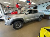 Used 2022 Toyota Tacoma TRD Off-Road image 4