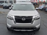 New 2025 Nissan Pathfinder Platinum image 3