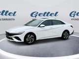 New 2025 Hyundai Elantra SEL image 2