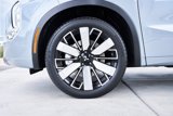 New 2025 Mitsubishi Outlander SEL image 3