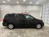 Used 2016 Dodge Grand Caravan SXT image 2