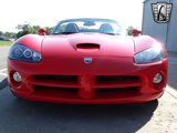 Used 2003 Dodge Viper SRT-10 image 2