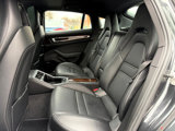 Used 2018 Porsche Panamera 4 image 4