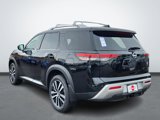 New 2025 Nissan Pathfinder Platinum w/ Black Appearance Package image 3
