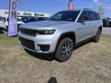 New 2025 Jeep Grand Cherokee L Limited w/ Luxury Tech Group II image 3