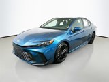 Used 2025 Toyota Camry SE image 2