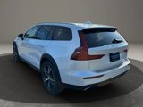 Used 2021 Volvo V60 T5 Cross Country image 5