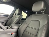 Certified 2022 Porsche Cayenne Platinum Edition image 5
