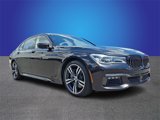 Used 2019 BMW 750i w/ M Sport Package image 3