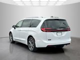 New 2025 Chrysler Pacifica Pinnacle image 3