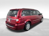 Used 2016 Chrysler Town & Country Touring w/ Driver Convenience Group image 6