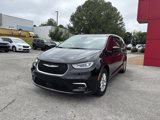 New 2026 Chrysler Pacifica Select image 2