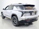 New 2026 Chevrolet Traverse High Country image 3