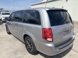 Used 2015 Dodge Grand Caravan SXT image 3