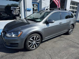 Used 2016 Volkswagen Golf Limited Edition image 4