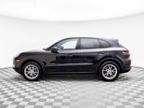 Used 2024 Porsche Cayenne image 2