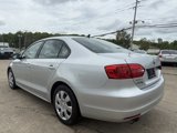 Used 2014 Volkswagen Jetta SE image 3