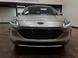 Used 2020 Ford Escape Titanium image 4