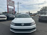 Used 2017 Volkswagen Jetta SE image 3
