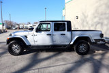 Used 2023 Jeep Gladiator Sport image 3