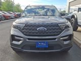 Certified 2022 Ford Explorer XLT w/ Equipment Group 202A image 3