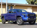 Used 2025 Toyota Tacoma TRD Sport image 5