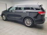 Used 2017 Kia Sorento LX image 3