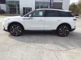 New 2025 Lincoln Corsair Reserve image 2