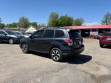 Used 2017 Subaru Forester 2.5i Premium w/ All-Weather Package image 2