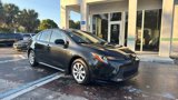 Used 2022 Toyota Corolla LE image 3