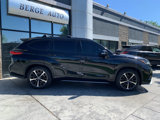 Used 2022 Toyota Highlander XSE image 6