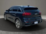 Used 2022 Kia Niro EX image 3
