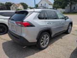 Used 2020 Toyota RAV4 XLE Premium image 3