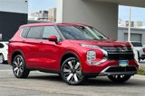 New 2025 Mitsubishi Outlander SE image 3