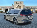 New 2025 Chrysler Pacifica Limited image 5